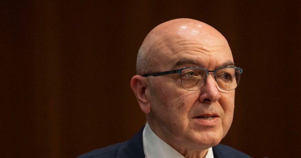 Απίστευτο: Από ολόκληρη την ελληνική κυβέρνηση μόνο κάποιος «Φραγκογιάννης» ευχήθηκε… «με το ζόρι» στον Ν.Τραμπ!