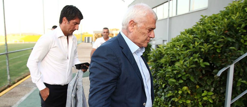 ΑΕΚ: Στα Σπάτα ο Δ.Μελισσανίδης – Συνάντηση με Ι.Ίβιτς