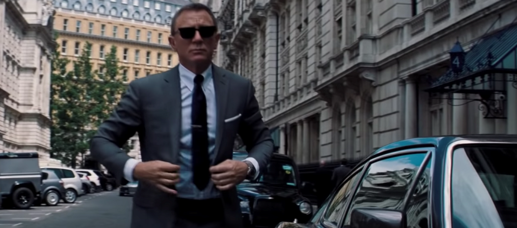 Η νέα αναβολή του Τζέιμς Μποντ έβαλε «λουκέτο» σε 543 κινηματογραφικές αίθουσες