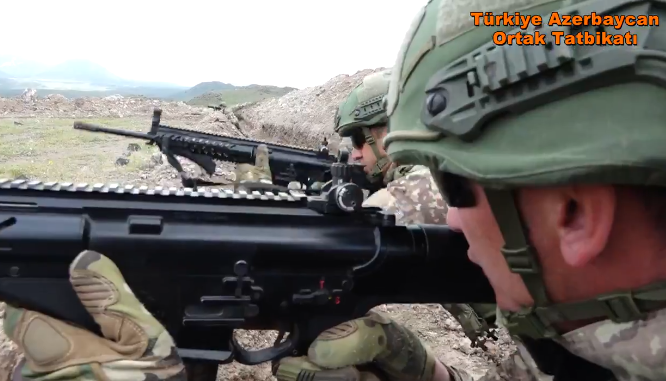 Το τουρκικό υπουργείο Αμυνας στηρίζει το Αζερμπαϊτζάν ακόμα και με τα επίσημα βίντεό του