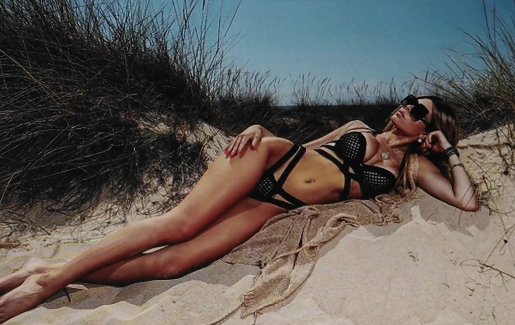 Ιρίνα Παπασυννεφάκη: Η Λαρισαία που μοιράζει «εγκεφαλικά» (φωτο)