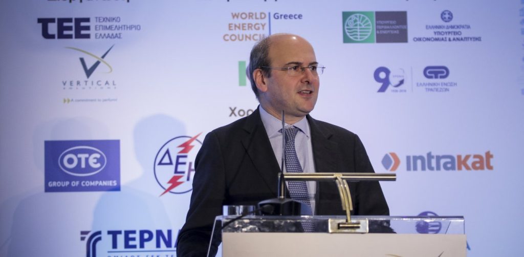 Κ.Χατζηδάκης: «Βρισκόμαστε στην “ίδια σελίδα” με τον ΟΟΣΑ»