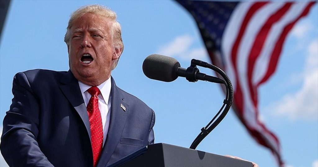 Ο Τραμπ δοκίμασε με γενναιότητα μια νέα πειραματική θεραπεία