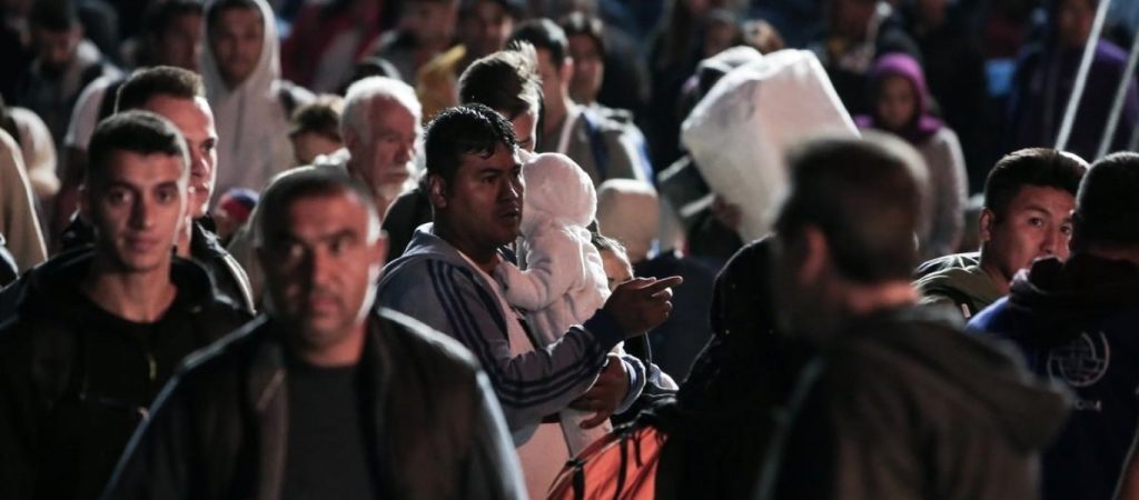 Πανδημία κορωνοιού: Εστία υπερμετάδοσης οι παράνομοι μετανάστες – Στο «κόκκινο» οι «πόλεις» τους