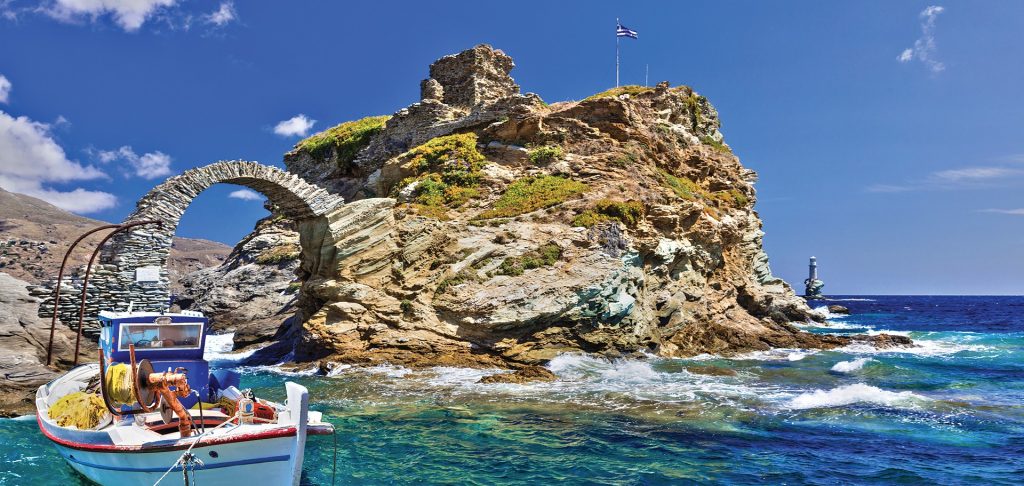 Sunday Times: Κορυφαίο ελληνικό νησί η Άνδρος – Η λίστα με τα υπόλοιπα 25 νησιά (φωτό)