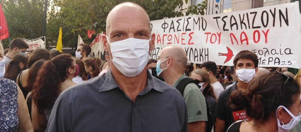 Γ.Βαρουφάκης για επεισόδια: «Είπα σε αστυνομικό είμαι βουλευτής – Άλλος ένας λόγος να σε γ@σω μου απάντησε»