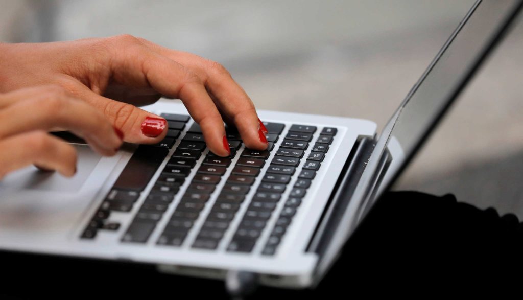 Εγγραφή σε ΑΕΙ: Tι ισχύει για όσους δεν την έκαναν ηλεκτρονικά – Προθεσμίες και διαδικασία