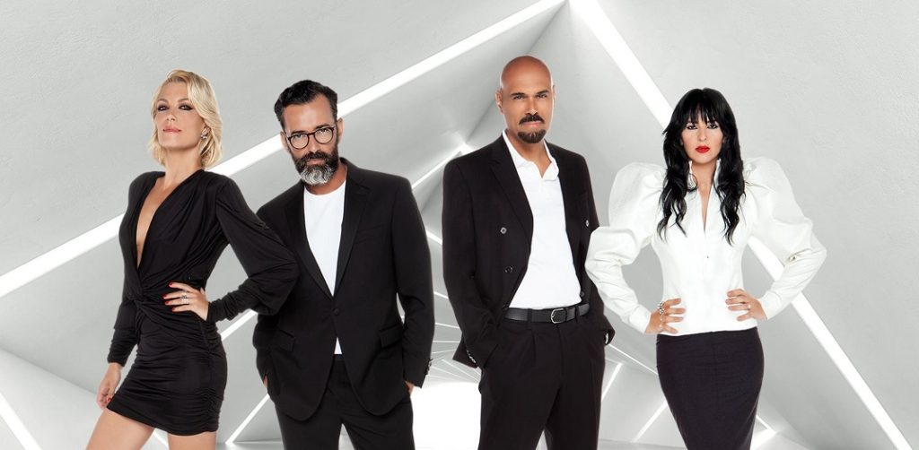 GNTM 3: Αντίστροφη μέτρηση για το «Makeover» – Ποια κορίτσια θα «αποχαιρετίσουν» τα μακριά μαλλιά τους; (βίντεο)