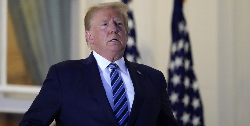 «Πάτησε το κουμπί» ο Τραμπ: Δίνει στη δημοσιότητα όλα τα απόρρητα e-mail της Χ.Κλίντον