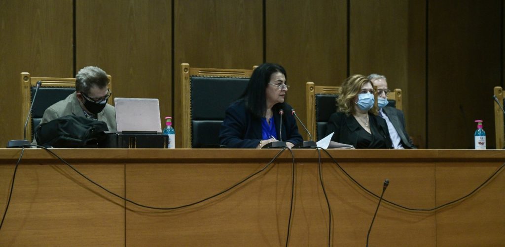 Δίκη Χρυσής Αυγής: Η εισαγγελέας προχώρησε στην αναγνώριση ελαφρυντικών σε κάποιους από τους κατηγορούμενους