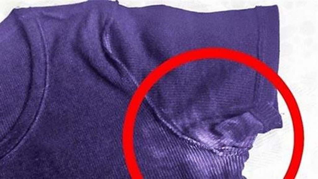 Εύκολα και γρήγορα κόλπα για να εξαφανίσετε τους λεκέδες από αποσμητικό από τα ρούχα