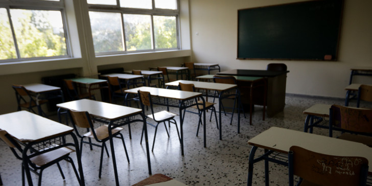 Αχαϊα: Τελευταίο αντίο στον 9χρονο Γιώργο που πέθανε στο σχολείο του