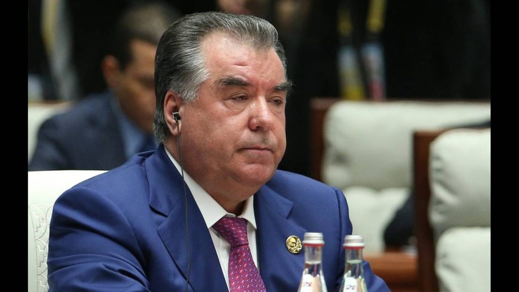 Τατζικιστάν: Ο Εμομάλι Ραχμόν επανεξελέγη στις εκλογές – Βρίσκεται στην εξουσία από το 1992