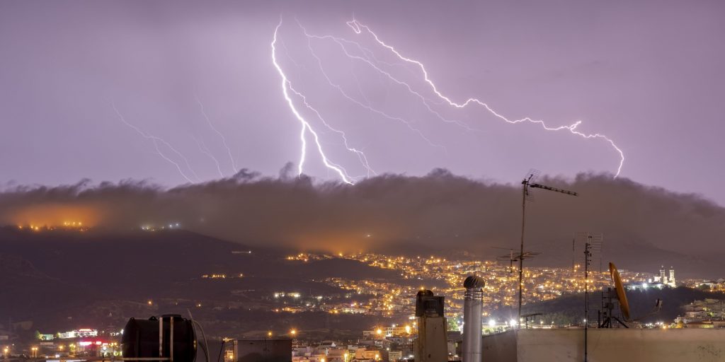 Πολιτική Προστασία: Έκτακτη ανακοίνωση ενόψει επικίνδυνων καιρικών φαινομένων