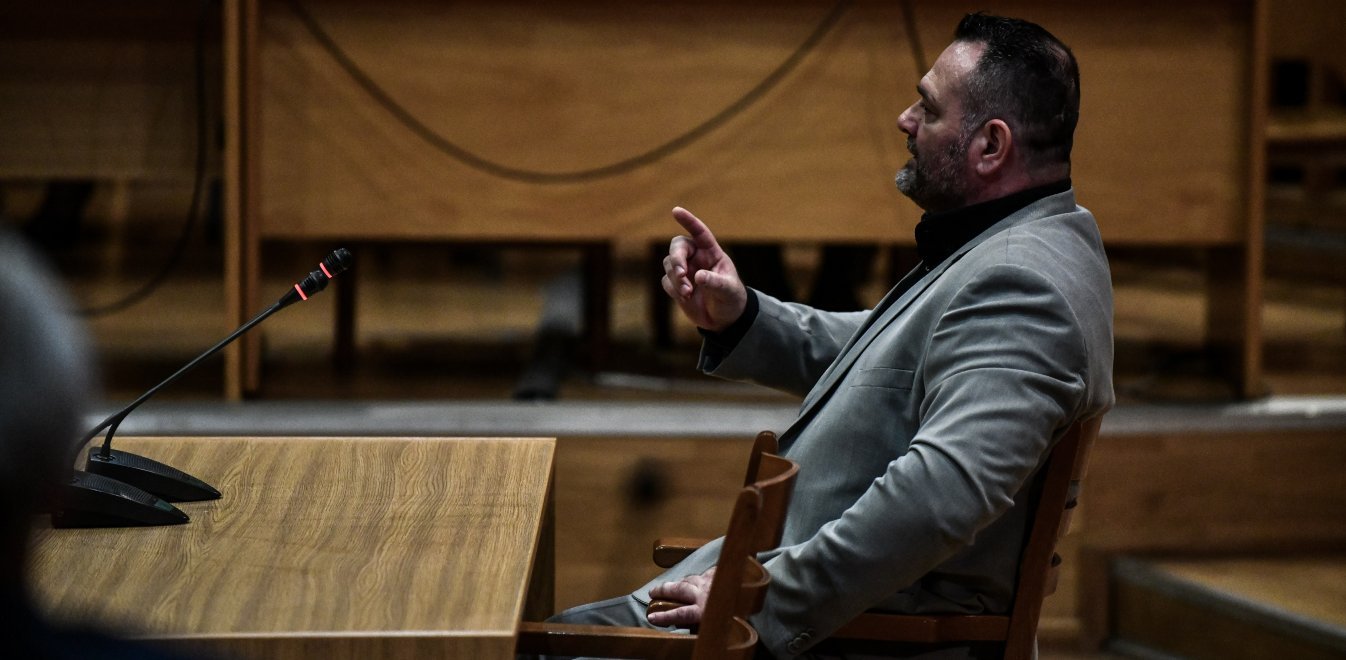 Αλλάζει η σύνθεση του δικαστηρίου που καταδίκασε ως «εγκληματική οργάνωση» τους εθνικιστές της Χρυσής Αυγής