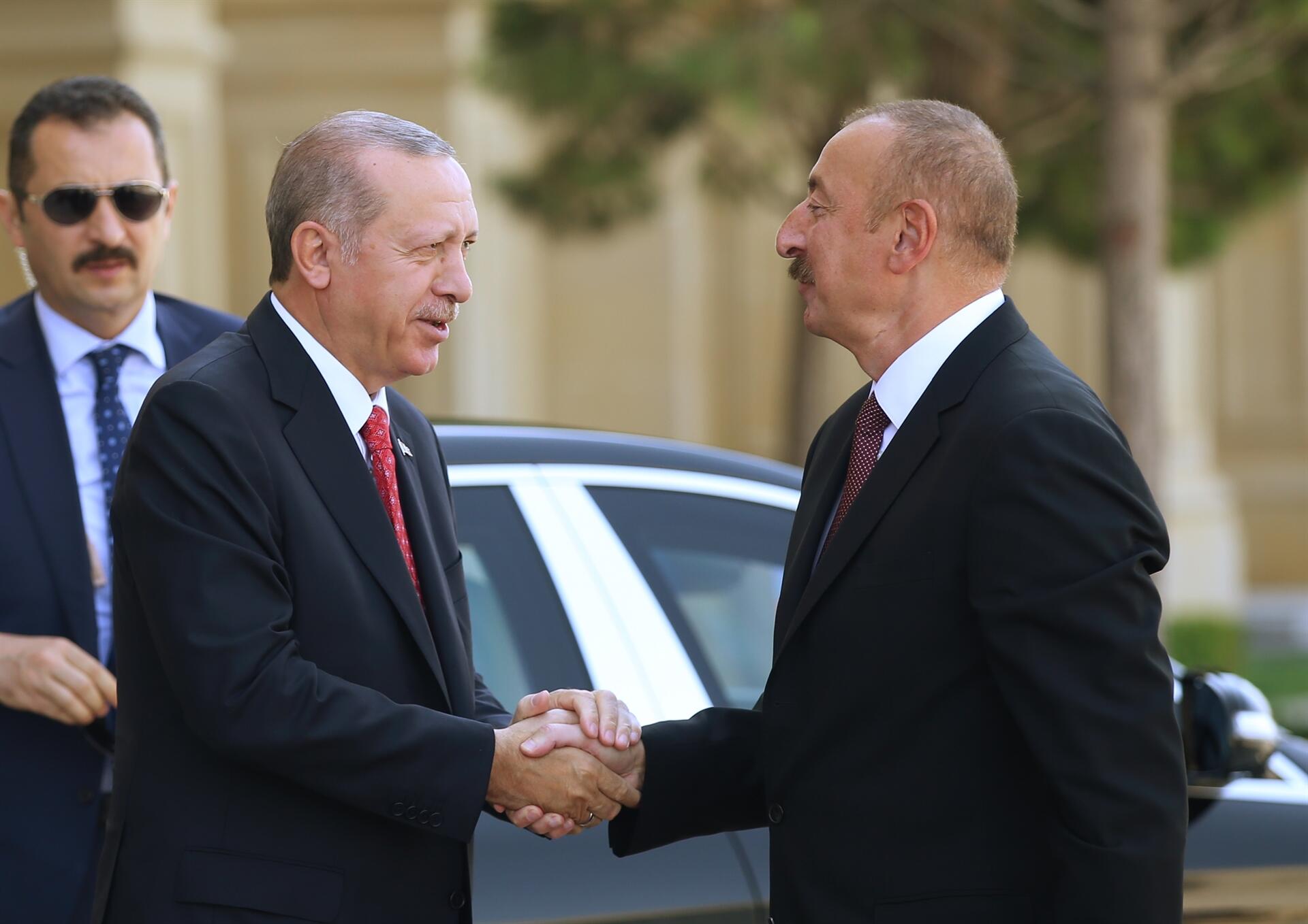 Τουρκία: Να γίνει τετραμερής συνάντηση για το Ναγκόρνο-Καραμπάχ και να μετέχουμε και εμείς!