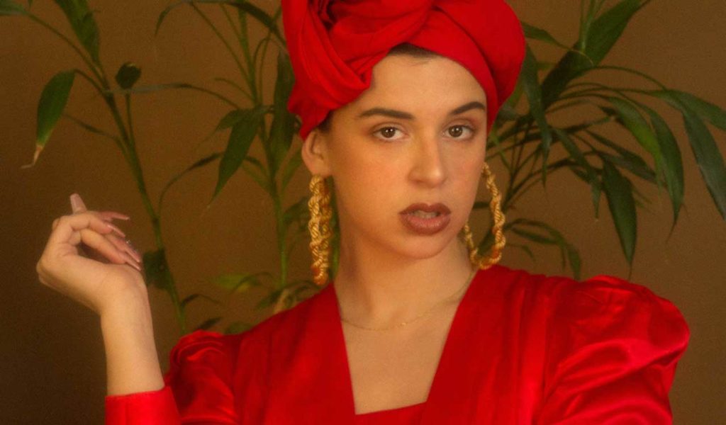 Nathy Peluso: Η «ζουμερή» pop star από την Αργεντινή που προκαλεί «σεισμό» στο Instagram (φωτο)