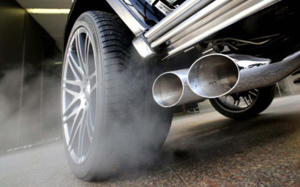 «Χάος» στο υπ.Μεταφορών – Χωρίς Κάρτες Καυσαερίων έμειναν τα ΚΤΕΟ