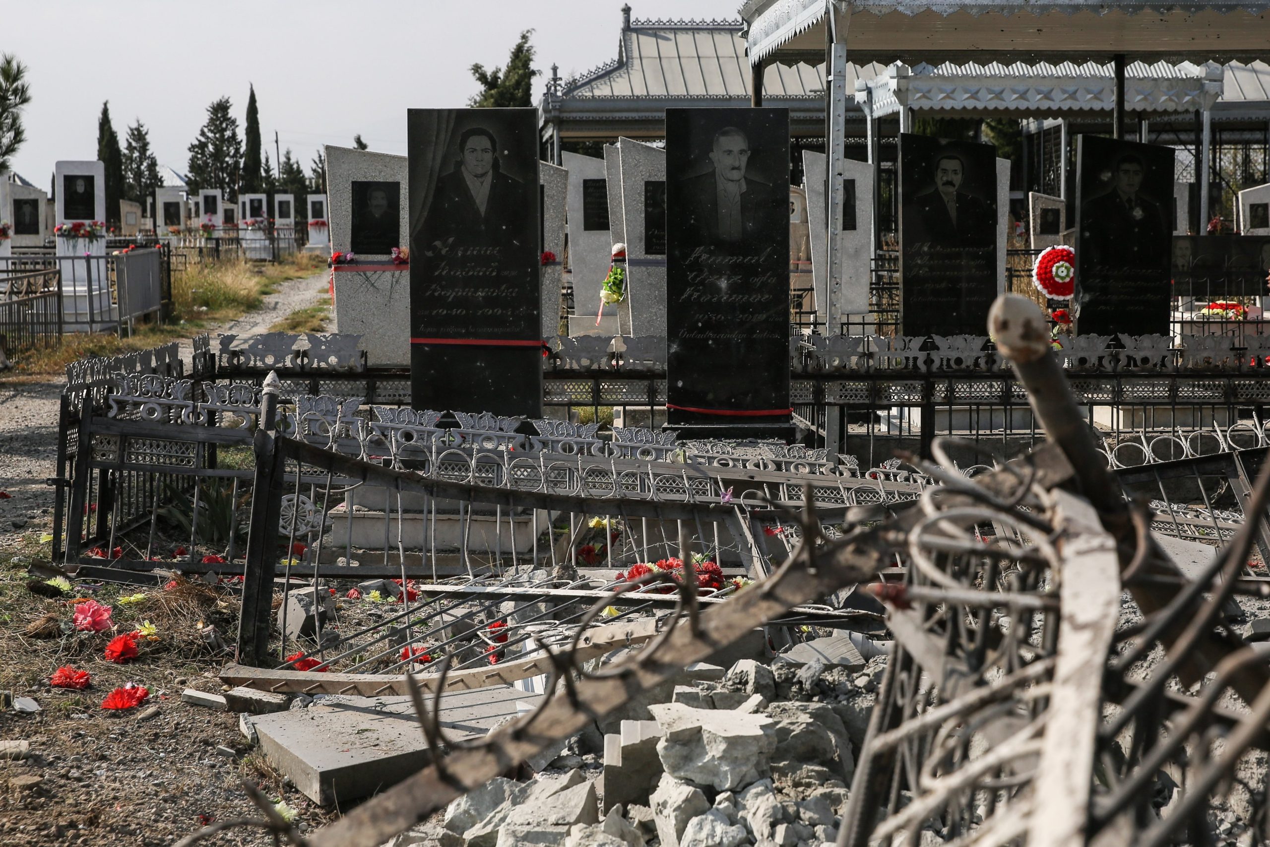Η Τουρκία κατηγορεί την Αρμενία για εγκλήματα πολέμου: «Κατέστρεψαν νεκροταφείο» (φώτο)