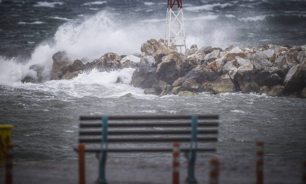ΓΓΠΠ: Οδηγίες και συστάσεις για την επιδείνωση του καιρού