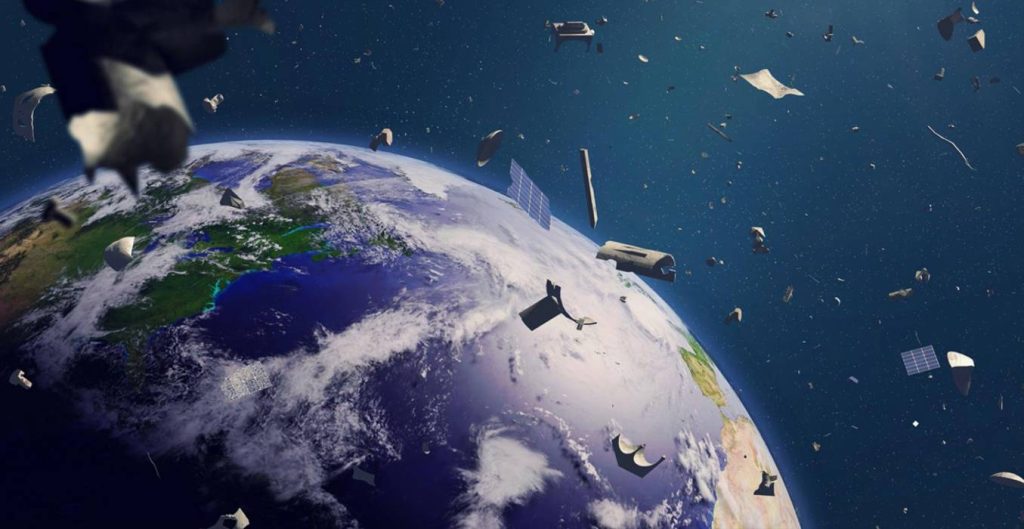 Ρωσικός στρατιωτικός δορυφόρος και κινεζικός πύραυλος ενδέχεται να συγκρουστούν τα ξημερώματα