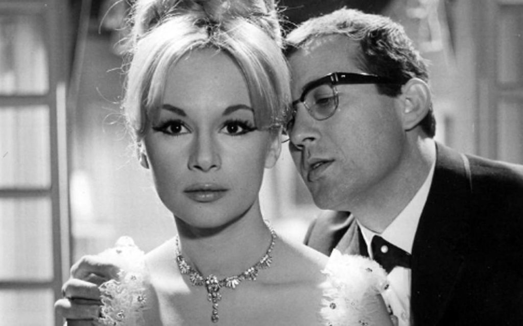 Αλίκη Βουγιουκλάκη–Δημήτρης Παπαμιχαήλ: Η συλλεκτική φωτογραφία από σπάνια θεατρική τους συνάντηση (φωτο)