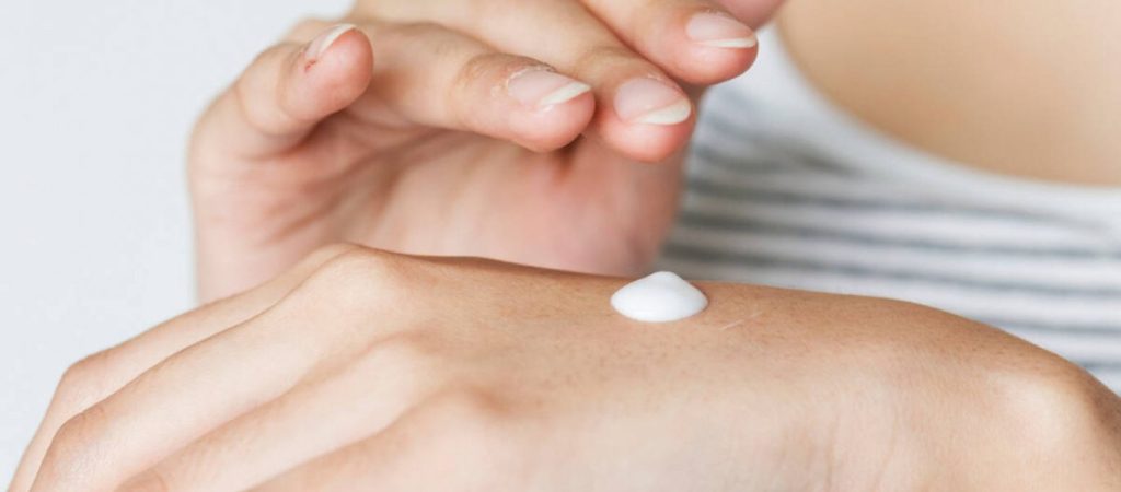 Παράξενες και χρήσιμες χρήσεις της βαζελίνης που δεν είχατε φανταστεί