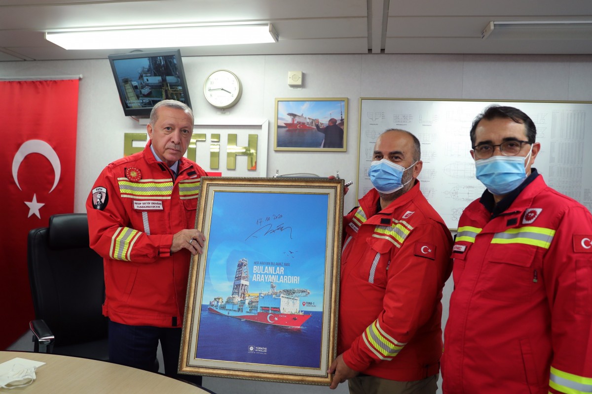 Ο Ρ.Τ.Ερντογάν στο γεωτρύπανο Fatih απειλεί ευθέως Ελλάδα και Κύπρο