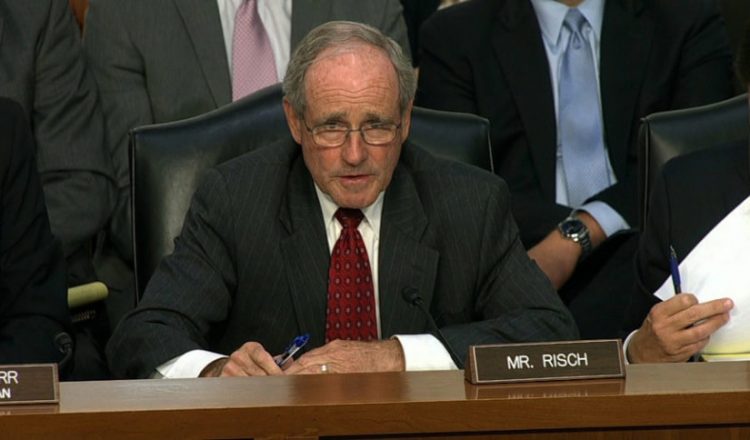 Αμερικανική Γερουσία: «Η διοίκηση πρέπει να στείλει ισχυρό μήνυμα στην Τουρκία για τους S-400»