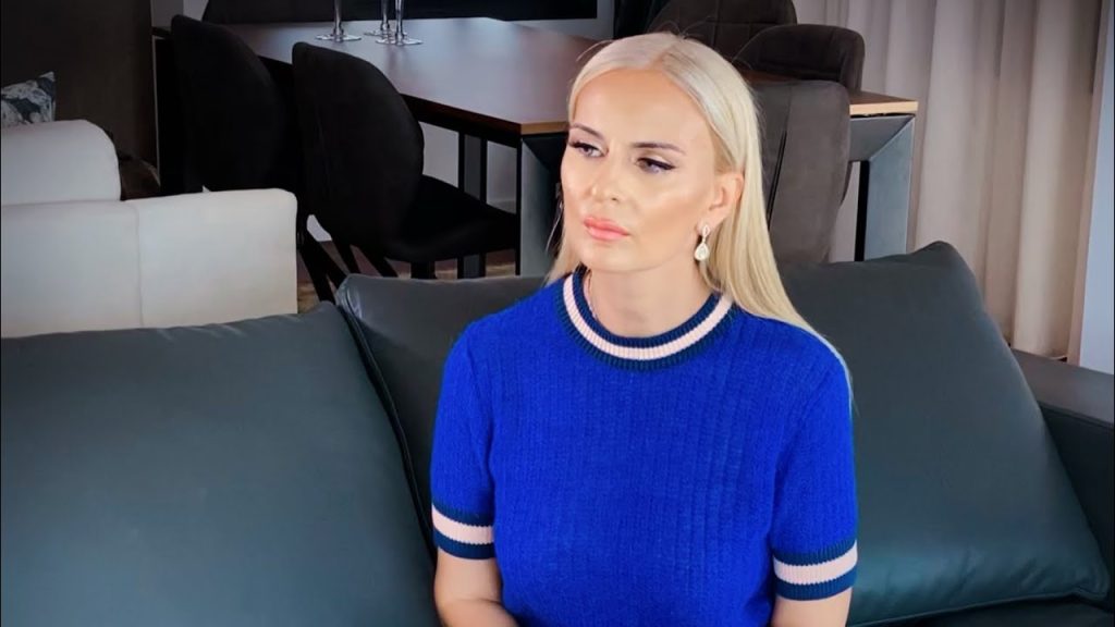 Η Γιολάντα Ελευθεριάδου είναι η Ελληνίδα ρεπόρτερ που θα μας κάνει να… ερωτευτούμε την τηλεόραση (φώτο)