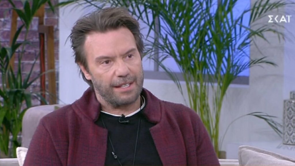 Στράτος Τζώρτζογλου: «Ήμουν πολλά χρόνια στην επιτυχία αλλά τώρα κρατώ μια απόσταση» (βίντεο)