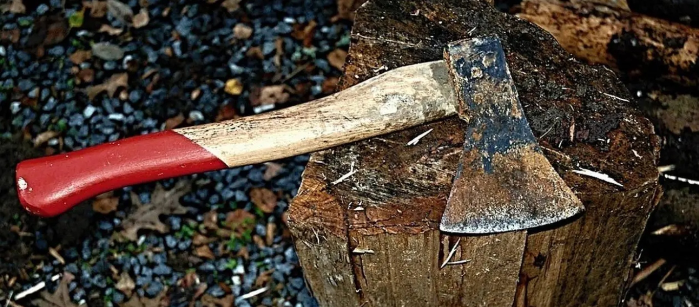 Ινδία: Έκοψε το κεφάλι της άπιστης συζύγου του και το άφησε στην πόρτα του εραστή της