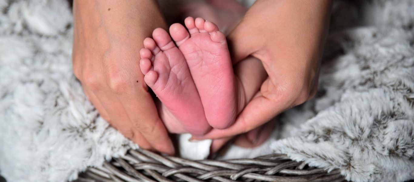 Επίδομα γέννας: Παρατείνεται η προθεσμία για τις αιτήσεις – Όσα αλλάζουν στο εφάπαξ
