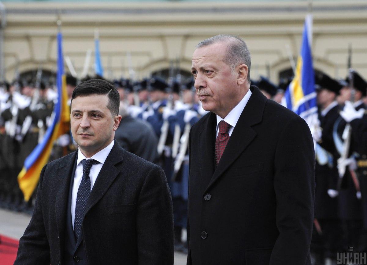Πρόεδρος Ουκρανίας: «Θα παράγουμε από κοινού drone με την Τουρκία» – Και η Ελλάδα εκπαιδεύει τους Ουκρανούς!