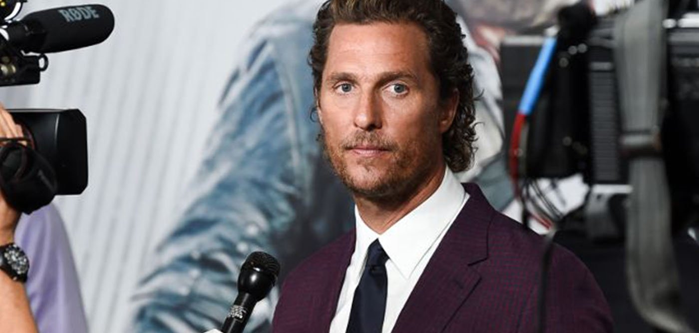 Μάθιου Μακόναχι: «Ροζ» αποκαλύψεις για τον θάνατο του πατέρα του πριν από 28 χρόνια (βίντεο)