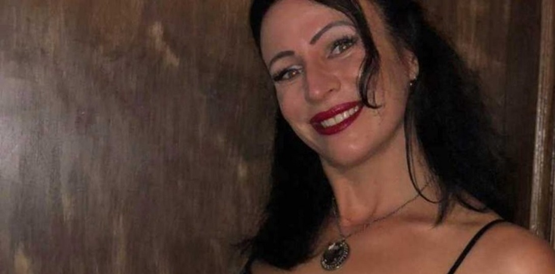 Διπλό φονικό στο Λουτράκι – Κόρη 43χρονης: «Τον φοβότανε – Της έχει σπάσει το χέρι στο παρελθόν» (βίντεο)