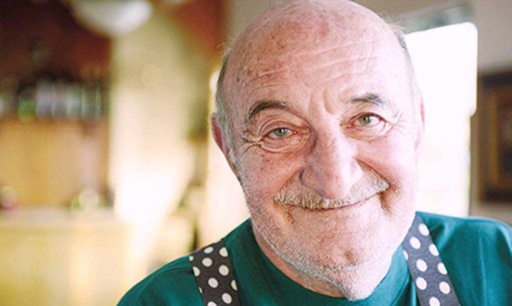 Ο Κ. Τσάκωνας το είχε πει πριν πεθάνει το 2013: «Όσοι μας κυβερνούν είναι πουλημένοι στη Γερμανία & προδότες» (βίντεο)