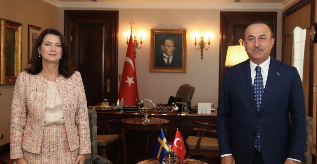 Αντιπροσωπία της Σουηδίας συναντήθηκε με Κούρδους στην Συρία – Οργή από την Άγκυρα