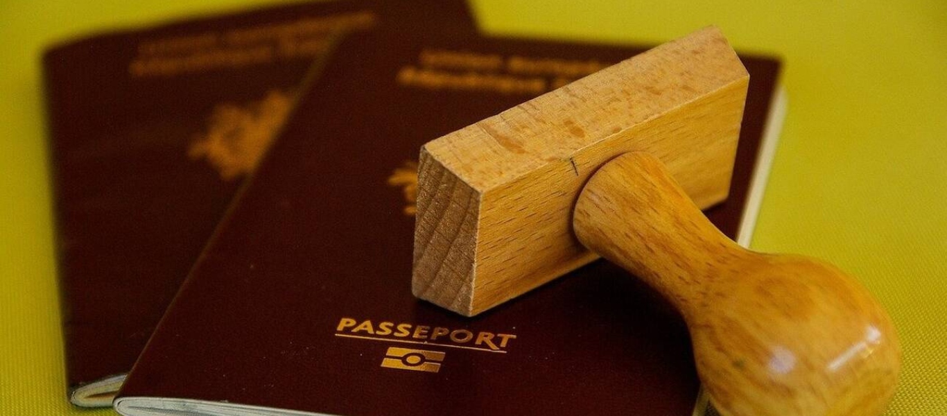 Κομισιόν: Διορία δύο μηνών στην Κύπρο για να απολογηθεί για τα «χρυσά διαβατήρια»