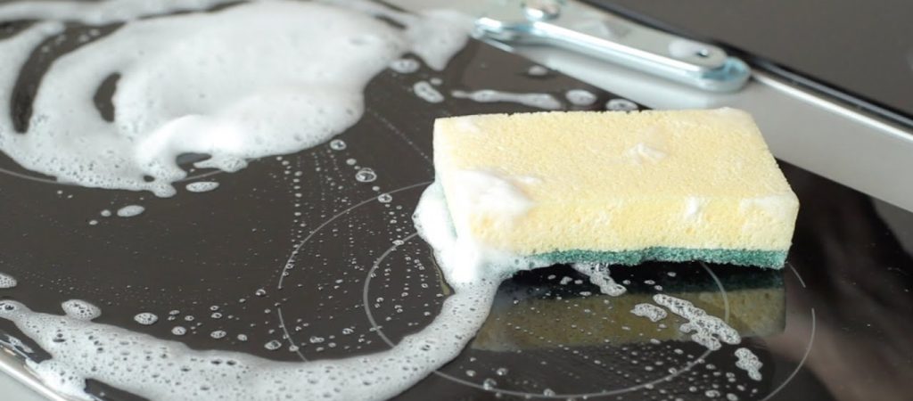 Με αυτό τον τρόπο θα καθαρίσετε πανεύκολα τις εστίες της κουζίνας σας