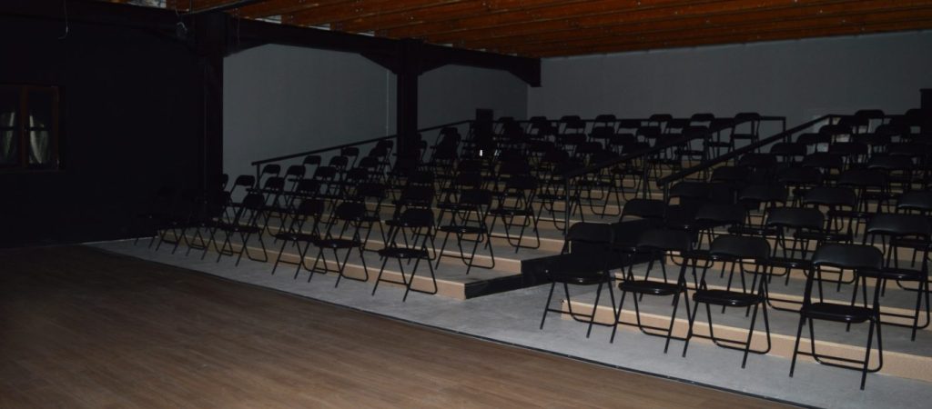 Πάτρα: Ένα νέο σύγχρονο θέατρο «γεννιέται» στις παλιές σταφιδαποθήκες (φώτο)