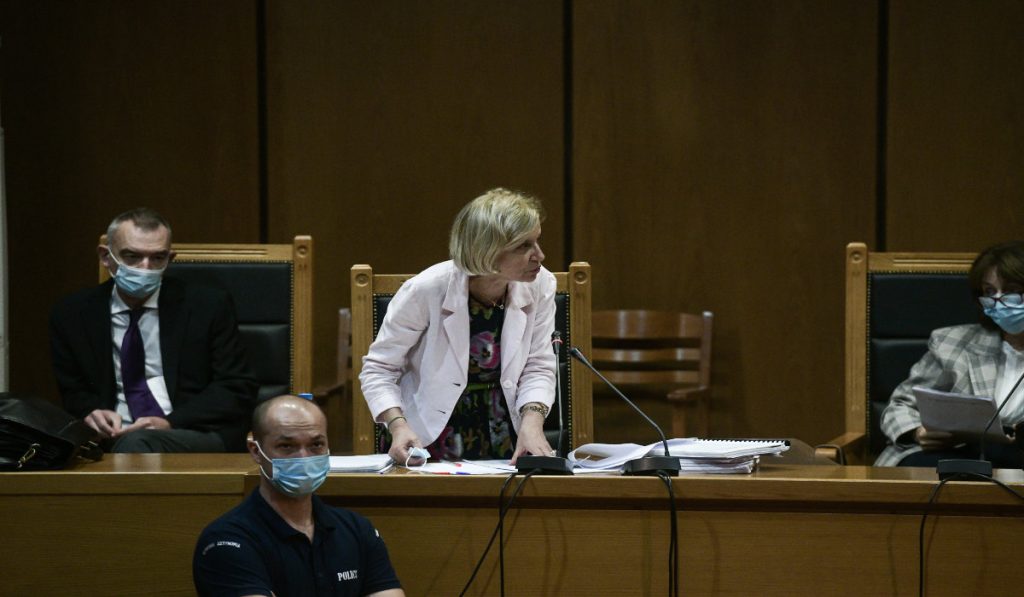 Δίκη Χρυσής Αυγής: Σταθερή στην  πρότασή της να δοθεί αναστολή στους πρώην βουλευτές η εισαγγελέας Α.Οικονόμου