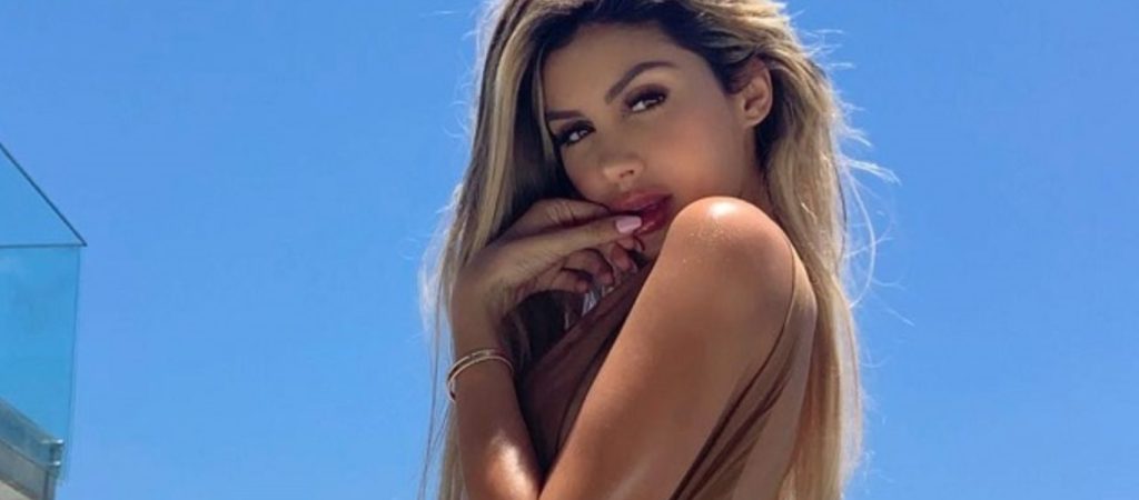 Oι πλούσιες καμπύλες της Alexa Dellanos θα σε αφήσουν με το στόμα… ανοιχτό (φώτο)