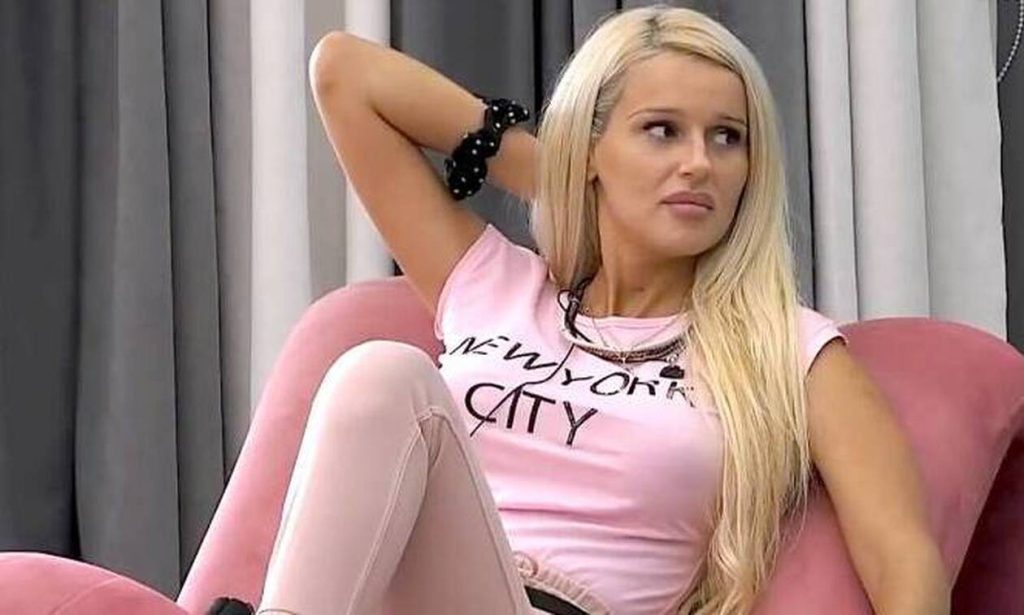 Big Brother: Η «καυτή» αγρότισσα επέστρεψε στα χωράφια της – Να ‘μασταν τα ακτινίδια Ράνια μου! (βίντεο)