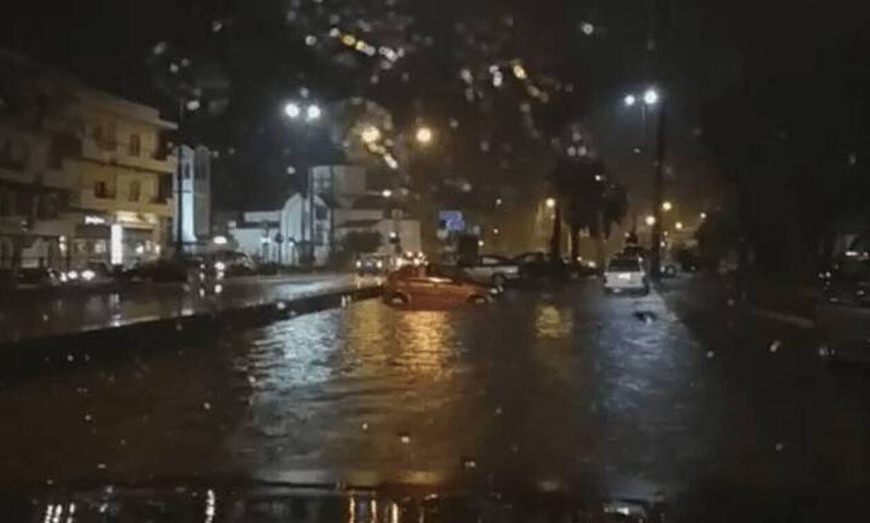 Κακοκαιρία στην Κρήτη: Σε «ποτάμια» μετατράπηκαν οι δρόμοι – Έπεσε το… ταβάνι στο «Νίκος Καζαντζάκης» (φώτο-βίντεο)