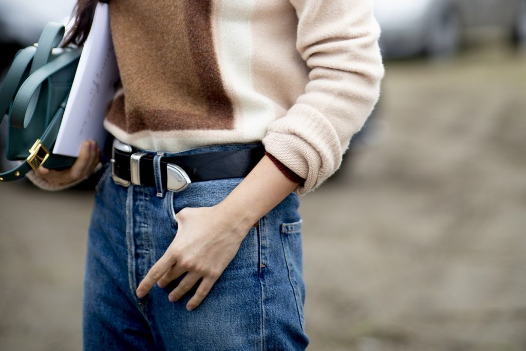 Θα σου «λύσουν» τα χέρια: Πέντε κόλπα για να διατηρήσεις τα τζιν σου σαν καινούργια