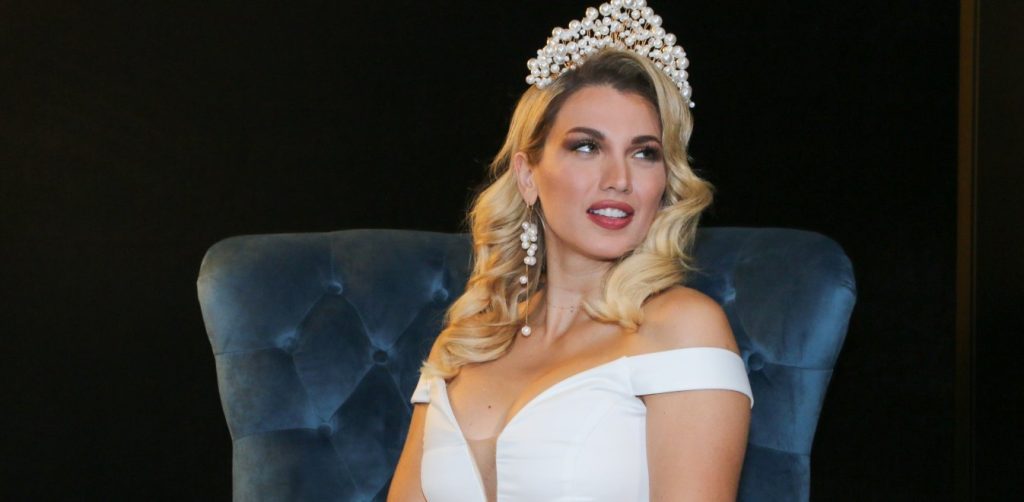 Η «Queen Ντίνα» ερωτευμένη με τον Β.Σταθοκωστόπουλο – Η τρυφερή φωτογραφία τους