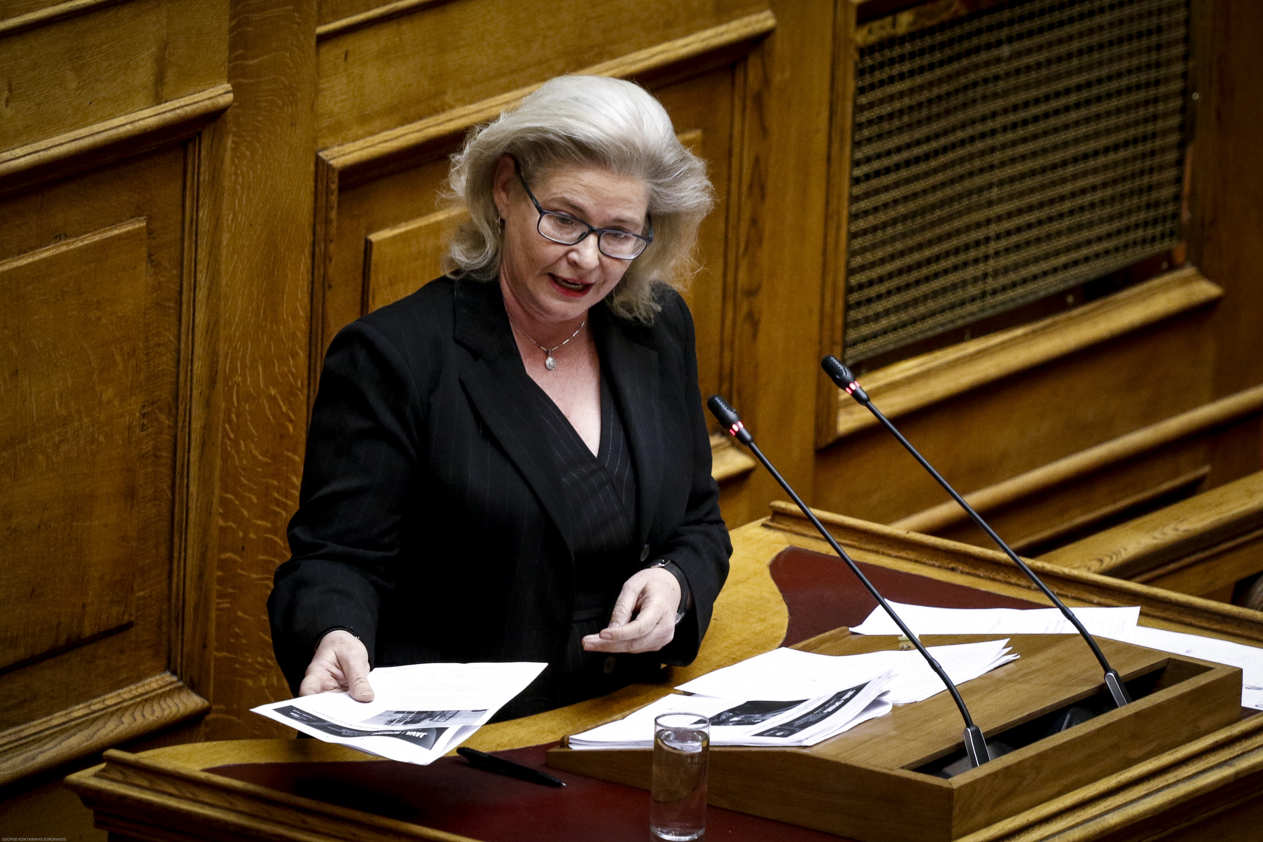 Η Ε.Ζαρούλια πήγε στη ΓΑΔΑ – Μετέφερε τα πράγματα του Ν.Μιχαλολιάκου