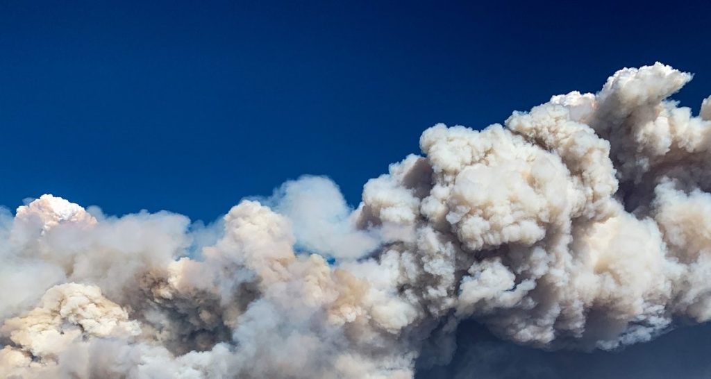 Ιράν: Πυρκαγιά σε εργοστάσιο πετροχημικών έπειτα από έκρηξη (βίντεο)