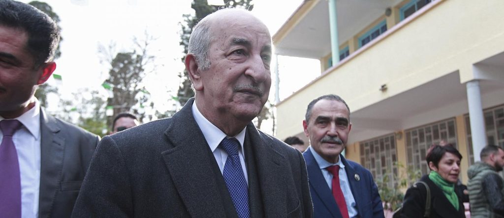 Σε καραντίνα για πέντε ημέρες ο πρόεδρος της Αλγερίας